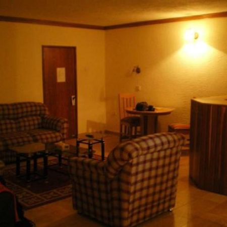 Hotel De Texas 쿠마시 외부 사진